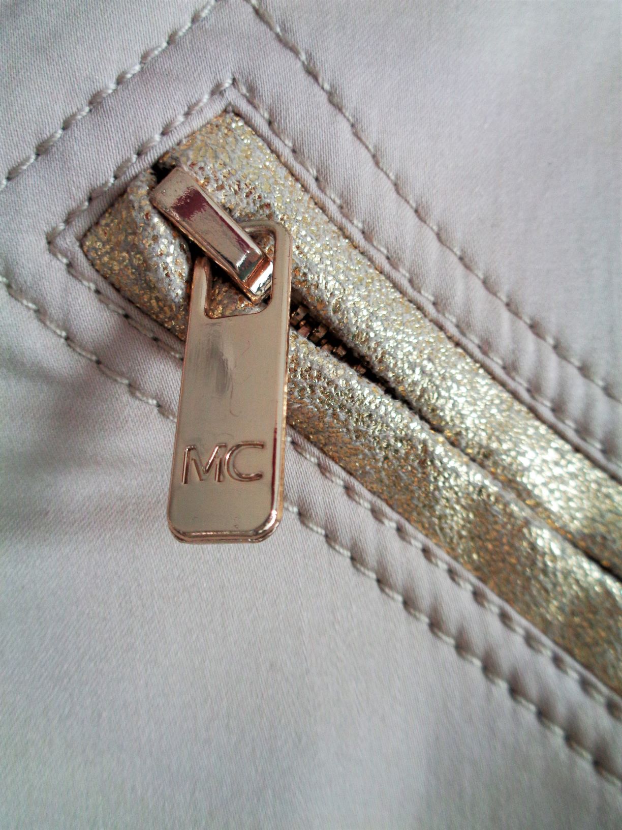 Monique Collignon camel rok, maat 36 en 38 NIEUW