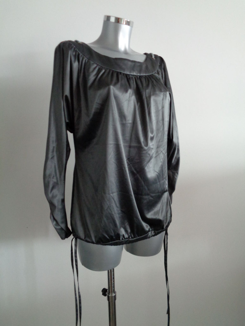 Monique Collignon designer blouse, satijn, maat 36 en 38, Nieuw