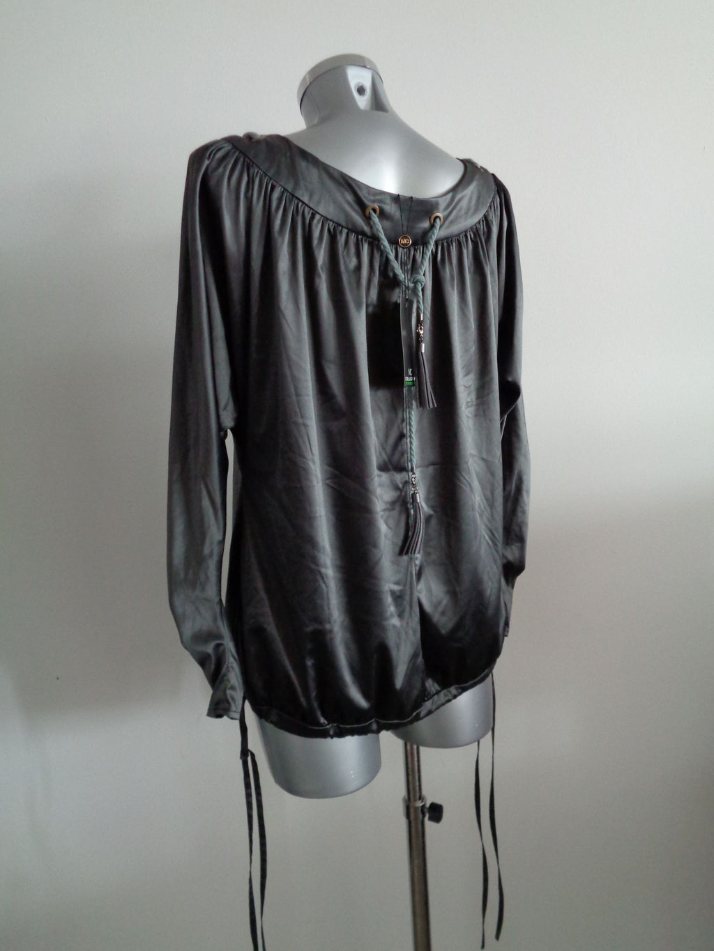 Monique Collignon designer blouse, satijn, maat 36 en 38, Nieuw