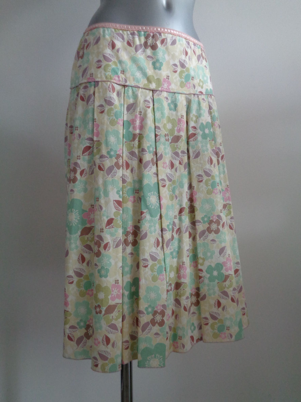 Riani rok pastel met Burberry shortsleeve, 38, NIEUW, origineel