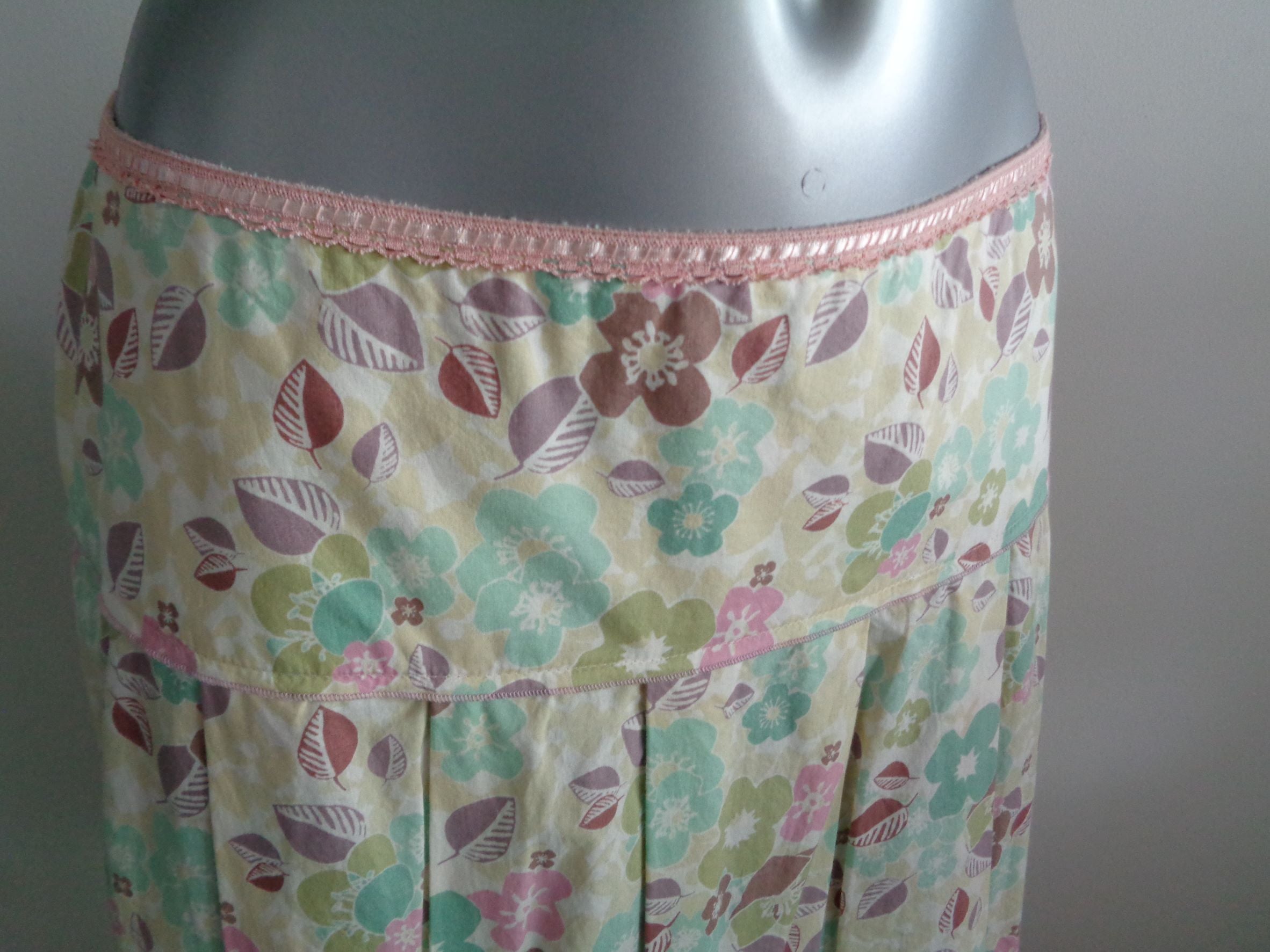 Riani rok pastel met Burberry shortsleeve, 38, NIEUW, origineel