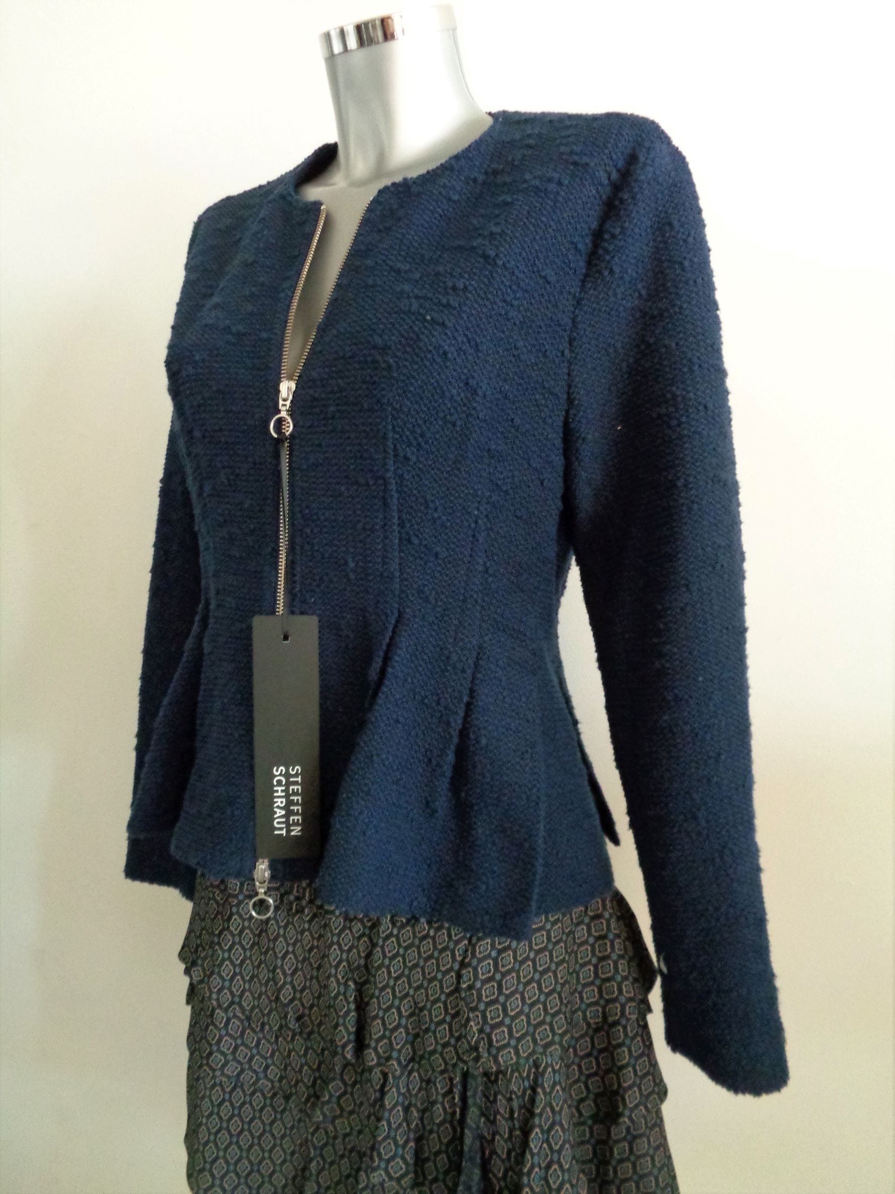 Steffen Schraut exclusief bouclé jasje, maat 40, Nieuw